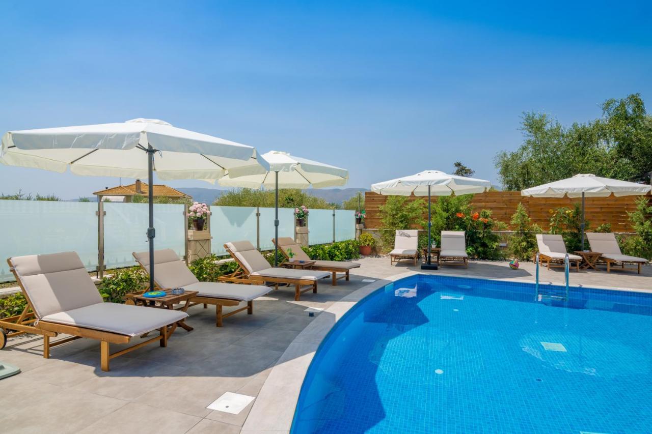 Villa Bella Sole Kalipádhon Exteriör bild
