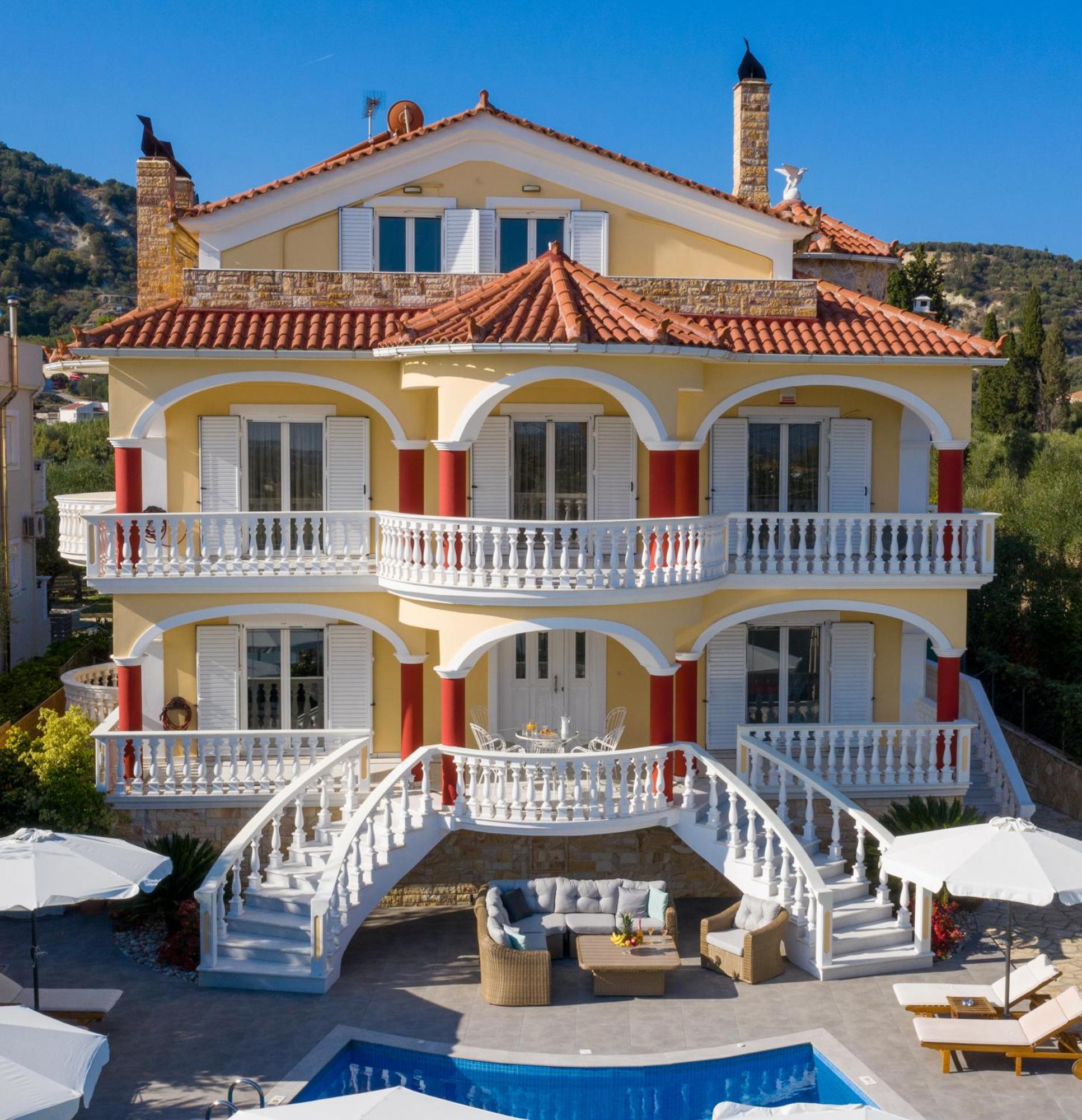 Villa Bella Sole Kalipádhon Exteriör bild