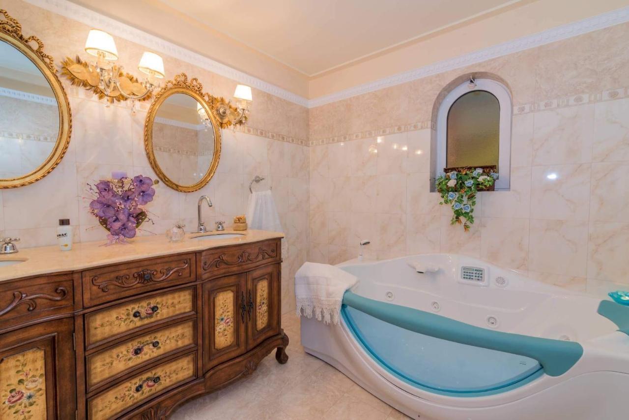 Villa Bella Sole Kalipádhon Exteriör bild
