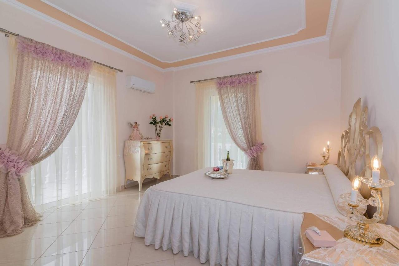 Villa Bella Sole Kalipádhon Exteriör bild