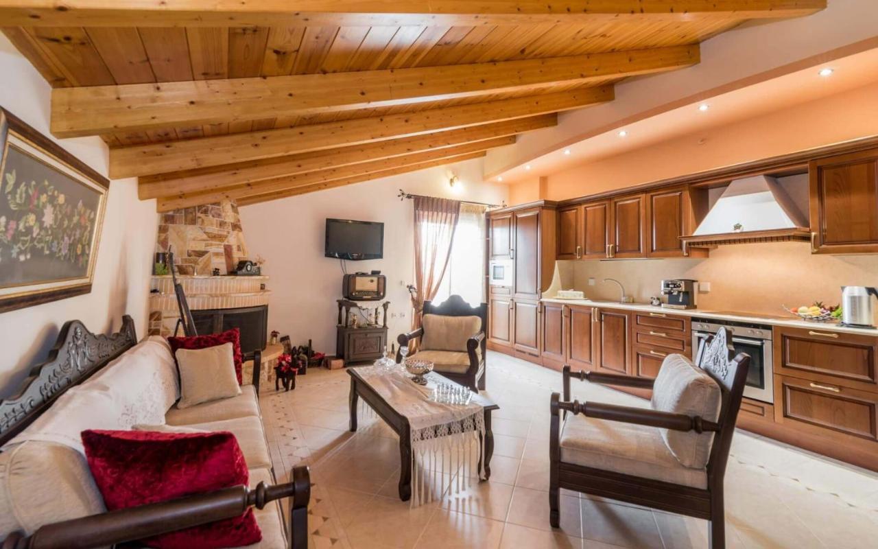 Villa Bella Sole Kalipádhon Exteriör bild