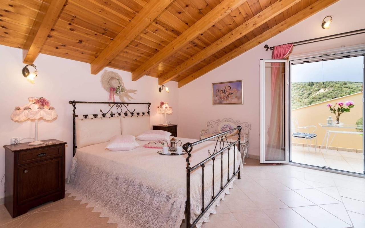 Villa Bella Sole Kalipádhon Exteriör bild