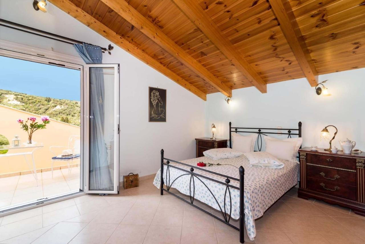 Villa Bella Sole Kalipádhon Exteriör bild